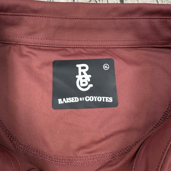 NWT Raised By Coyotes Shirt Mens XL Maroon Stitch Pocket Golf Polo Texas Western - Picture 4 of 9